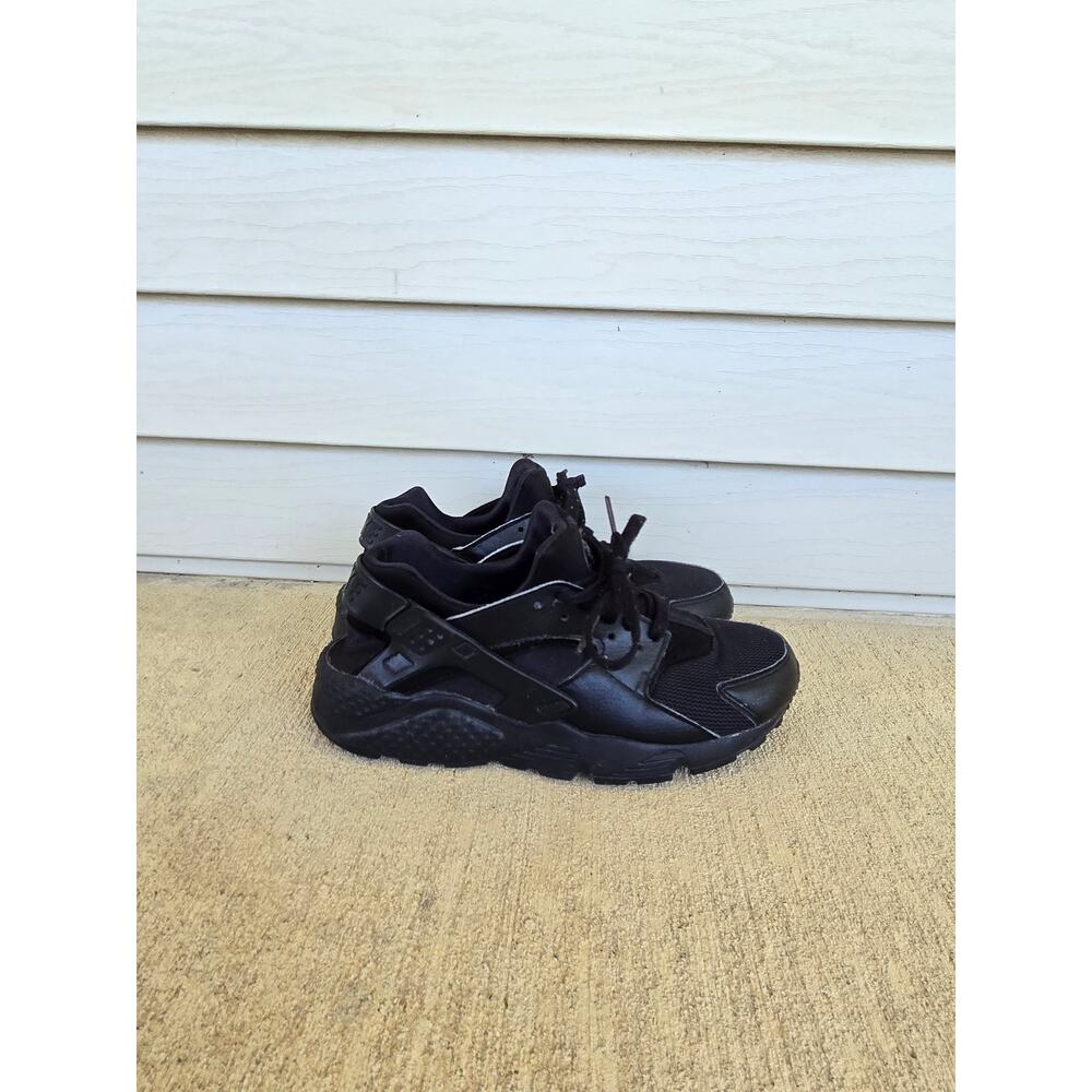 Nike Air Huarache Triple Black Youth Sneakers Size 7